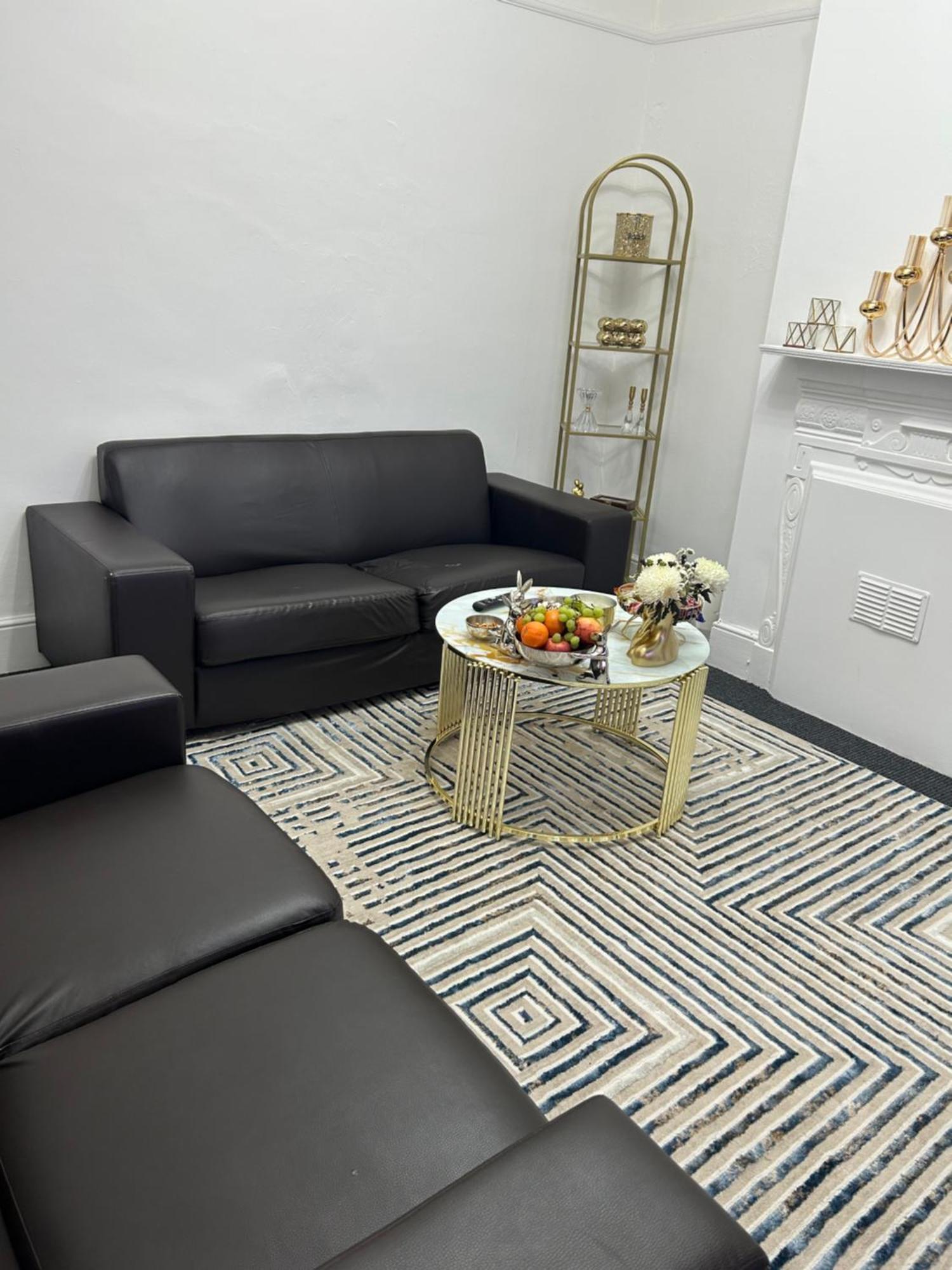 Appartamento House With Private Garden Londra